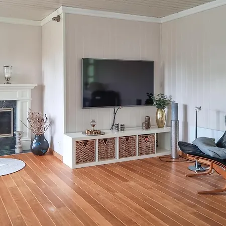 Holiday home Cozy In Grimstad With House Sea View Grimstad (Aust-Agder)