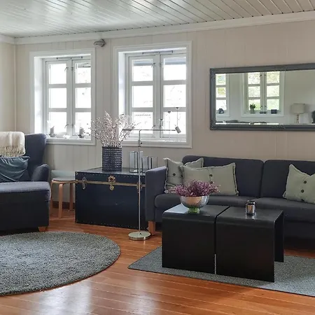 Сasa de vacaciones Preciosa Casa En Grimstad (Aust-Agder)
