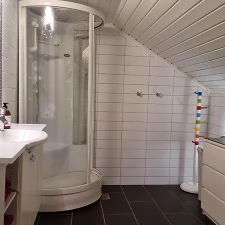 Holiday home Cozy In Grimstad With House Sea View