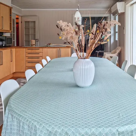 Сasa de vacaciones Preciosa Casa En Grimstad (Aust-Agder)
