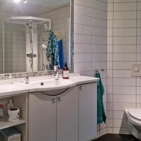 Cozy In Grimstad With House Sea View Grimstad (Aust-Agder)